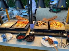-亚龙湾希尔顿自助餐厅·海鲜·烧烤·沙滩BBQ·现场乐队