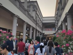 -佛罗伦萨小镇广佛名品奥特莱斯(疏港路店)