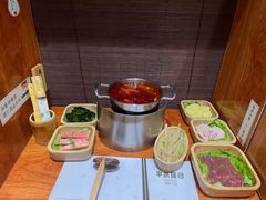 -独食火锅·半米屋台(直营总店)