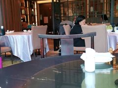 -广州汇华希尔顿逸林酒店
