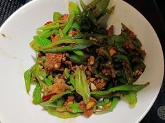 -饭桌故事·血鸭湘(荣宝华店)