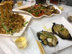 -覃记海鲜美食餐厅