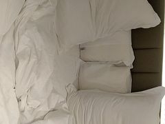 -柏曼酒店(广州长隆旅游度假区汉溪长隆地铁站店)