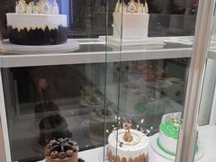-焙丽拾光(麦凯乐直营店)
