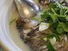 鱼头白汤-百味园土菜馆(迎宾东路店)