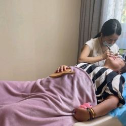 -百秀名媛纹绣美学护肤中心