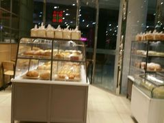 面包甜点陈列柜-BreadTalk面包新语·烘焙蛋糕(高德置地春广场店)