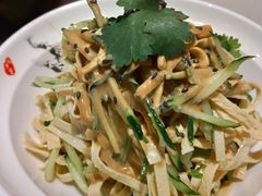 丝瓜豆皮-喜家德虾仁水饺(华强天虹店)