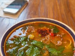 -云阿蛮云南生烫牛肉米线(奉贤路店)