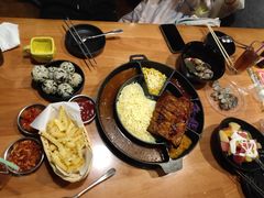 -肥肥虾庄·金牌油焖大虾(杨园滨江时代walk店)