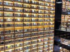 -半山书局(新世纪商城店)