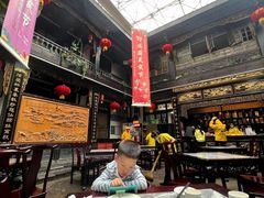 -蔼若春.传承三十年云南菜(金碧公园店)