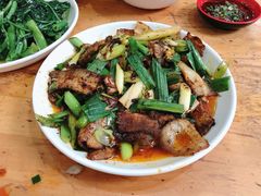 -雷祖芳老妈蹄花店