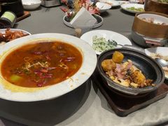 -香山湖家家宴(中山陵店)