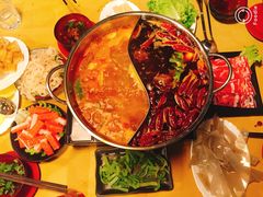 -江湖餐厅–重庆九宫格老火锅