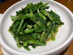 蒜蓉油麦菜-95号酱骨·一块豆腐(展春园西路店)