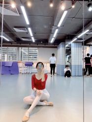 -深舞形体民族舞蹈工作室