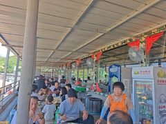 -小赖鱼馆·铁锅炖(官厅水库店)