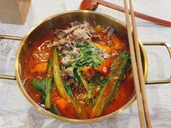 -阿上阿上麻辣香锅&麻辣烫(朝阳蓝色港湾店)