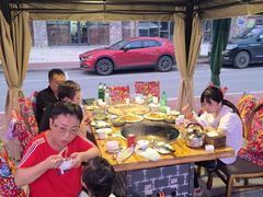 -山妹子铁锅炖