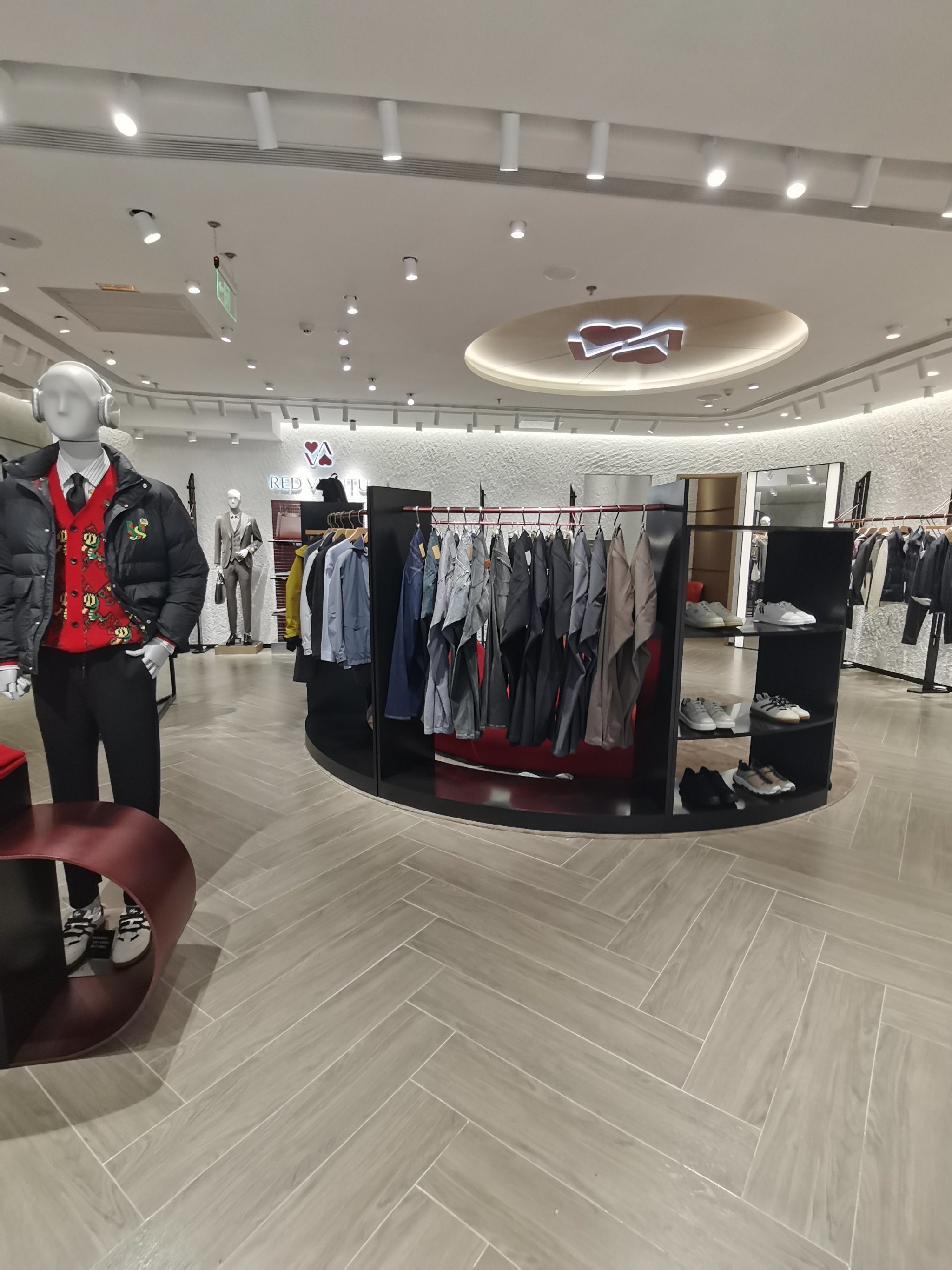 男装经典与新潮