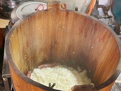 -梁阿婆廿年老牌扣肉糯米饭
