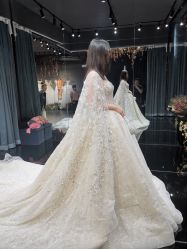 -伯瓷皇后婚纱艺术空间
