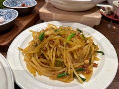 油渣炒土豆丝-肆海小川菜酒馆Wine Bistro (青年路店)