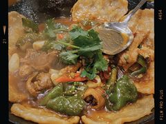 地锅鸡贴饼-鼎晟江南·融合江南宴(固戍店)
