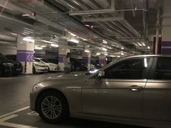 -兴业太古汇·停车场