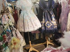 -甜镜物语 LOLITA·汉服·JK制服三坑生活馆(滨江道店)