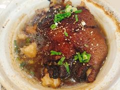 -老码头黑皮肘子锅包肉熏酱水饺(文政街店)
