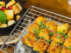 -雀舞云南菜(天津天河城购物中心店)