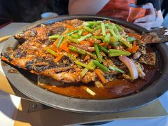 -鸣记脆皮烤鱼·海鲜烤鱼(三八广场店)