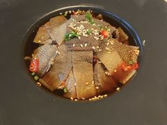 毛肚-红鼎豆捞·非遗鲍皇汤火锅(宝丰路店)