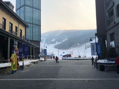 -中旅松花湖滑雪场