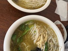 -金家小金碗云南过桥米线