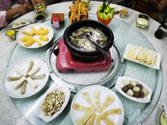 -墨脱石锅椰子鸡•海鲜糟粕醋(榆亚路店)