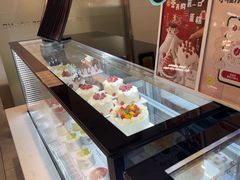 -花花卷卷·鲜食蛋糕(静安久光百货店)