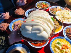 -蓝田九大碗民俗食府(蓝田店)