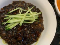 炸酱面-桃园中华料理炸酱面(燕儿岛路店)