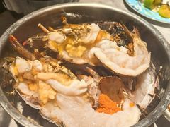 -雍容荟帝王蟹活龙虾展台自助(IFS黑金店)