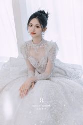-艾朵婚纱