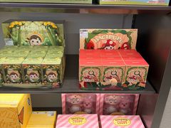-泡泡玛特POPMART (北京超极合生汇店)