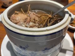 五指毛桃煲汤-秋色客家菜(南山店)