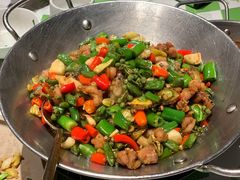-渔语鱼新川菜Bistro(万象天地店)