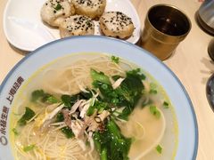 -小杨生煎(金山百联购物中心3楼店)