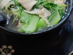 -丽虹云南过桥米线(兴工街店)