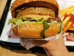 -The Habit Burger Grill 哈比特汉堡(复兴soho店)