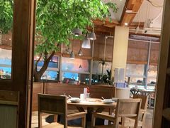 大堂-蜜桃餐厅·伴山(湖滨商业街店)